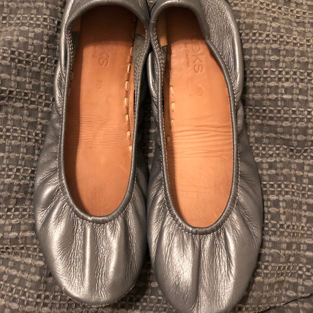 Metallic Pewter Tieks